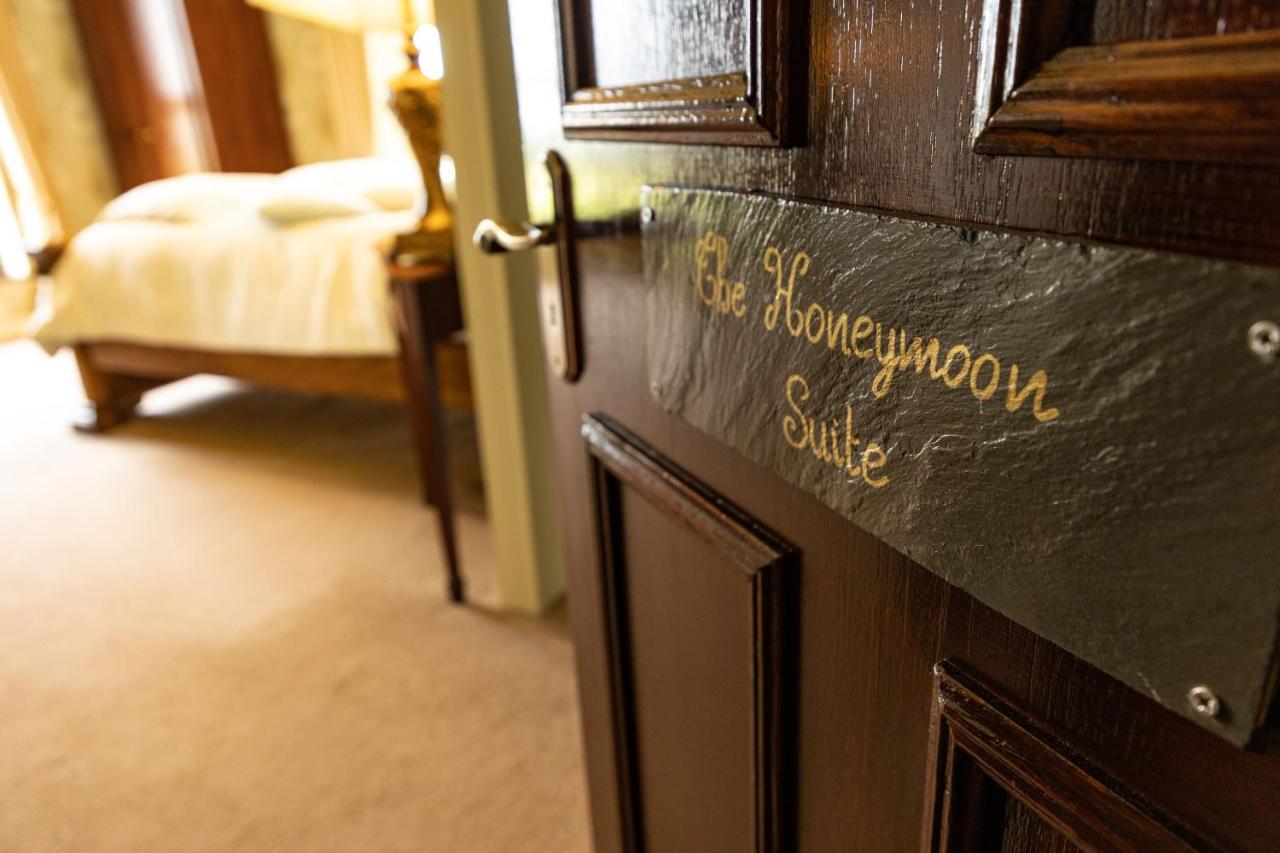 Ballinalacken Castle Country House Hotel Doolin Ngoại thất bức ảnh
