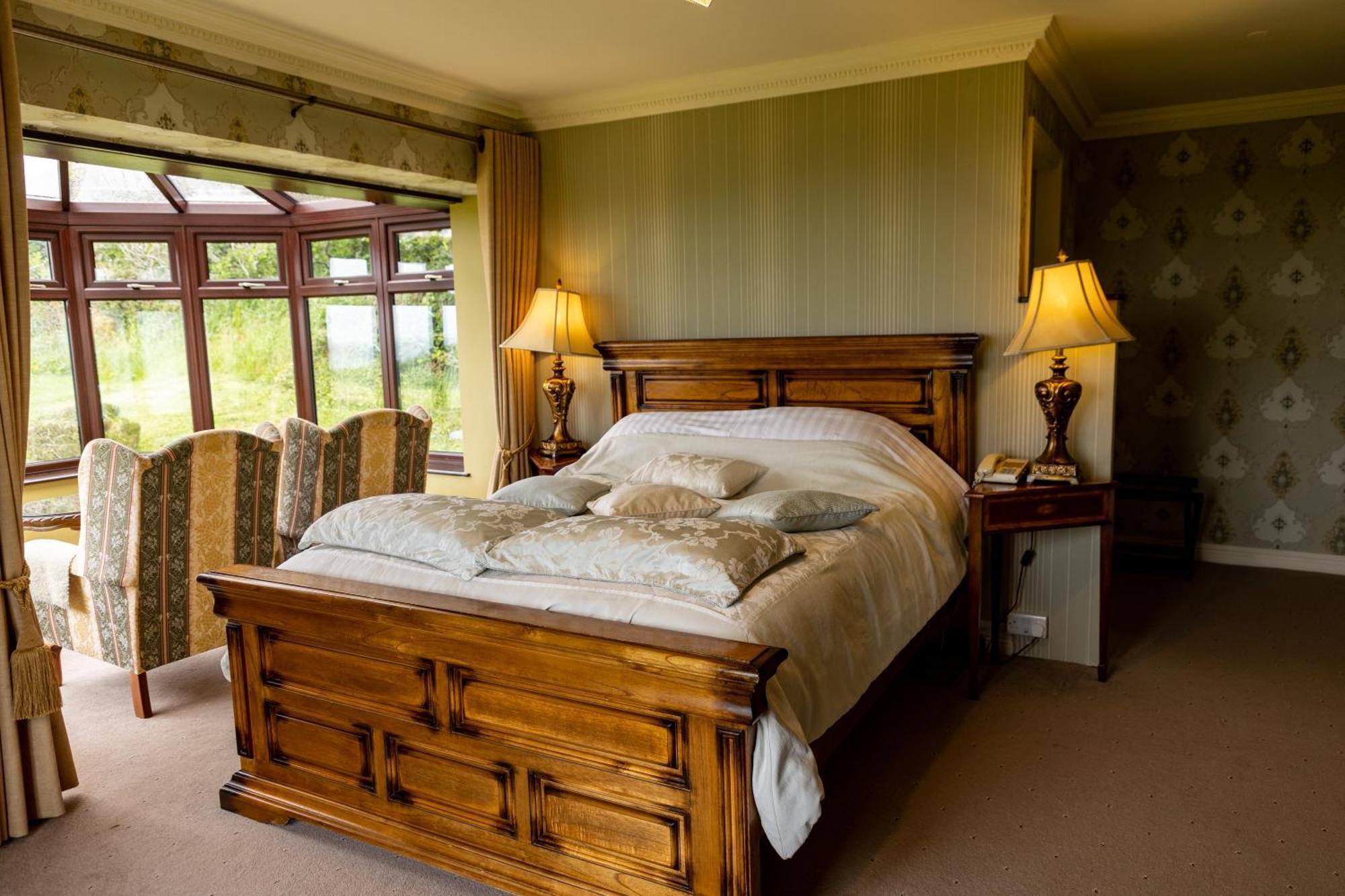 Ballinalacken Castle Country House Hotel Doolin Ngoại thất bức ảnh